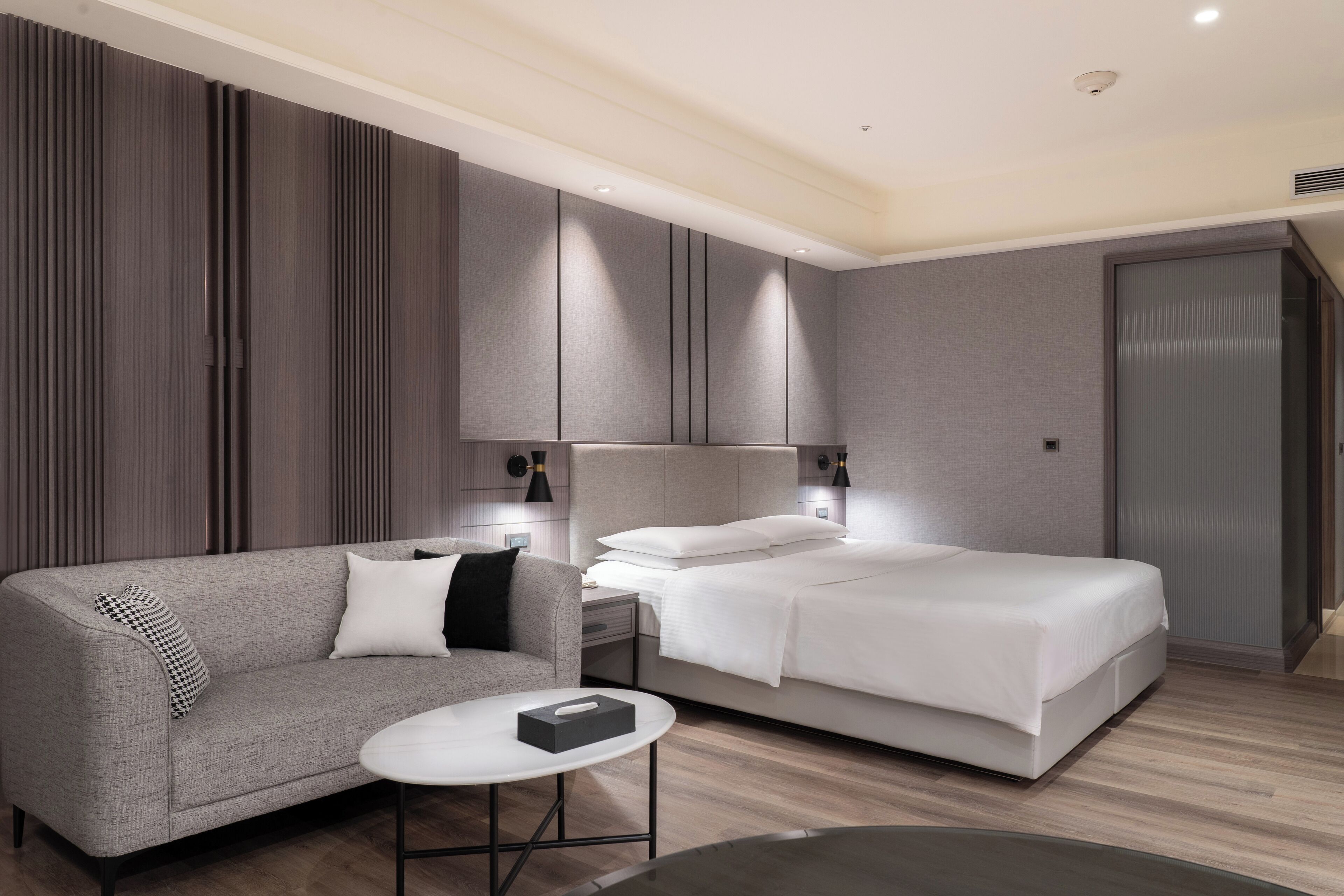 royal double room | 1 bedroom, premium bedding, in-room safe, desk