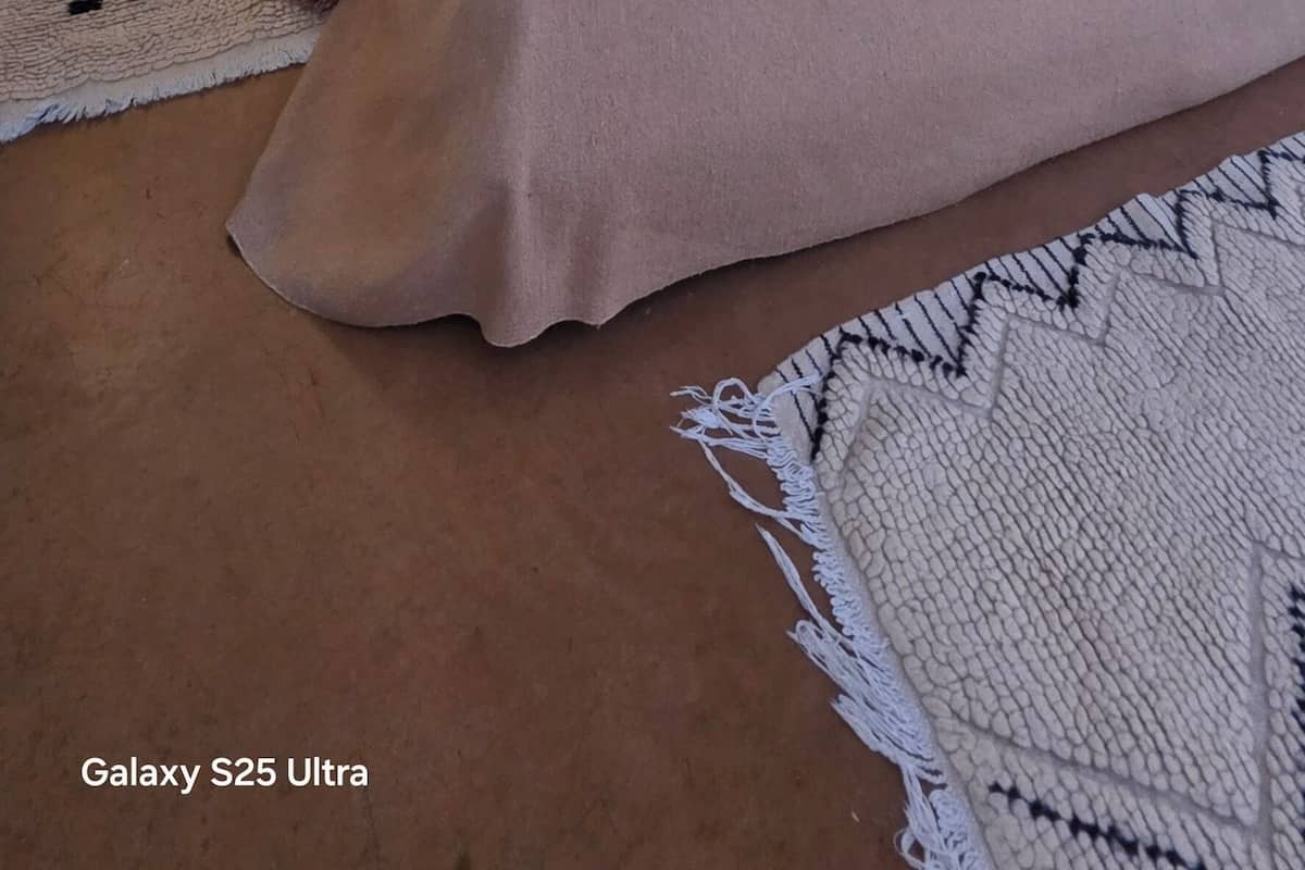 Quarto casal ou duplo superior, terraço | Cofres nos quartos, cortinas blackout, ferros/tábuas de passar roupa