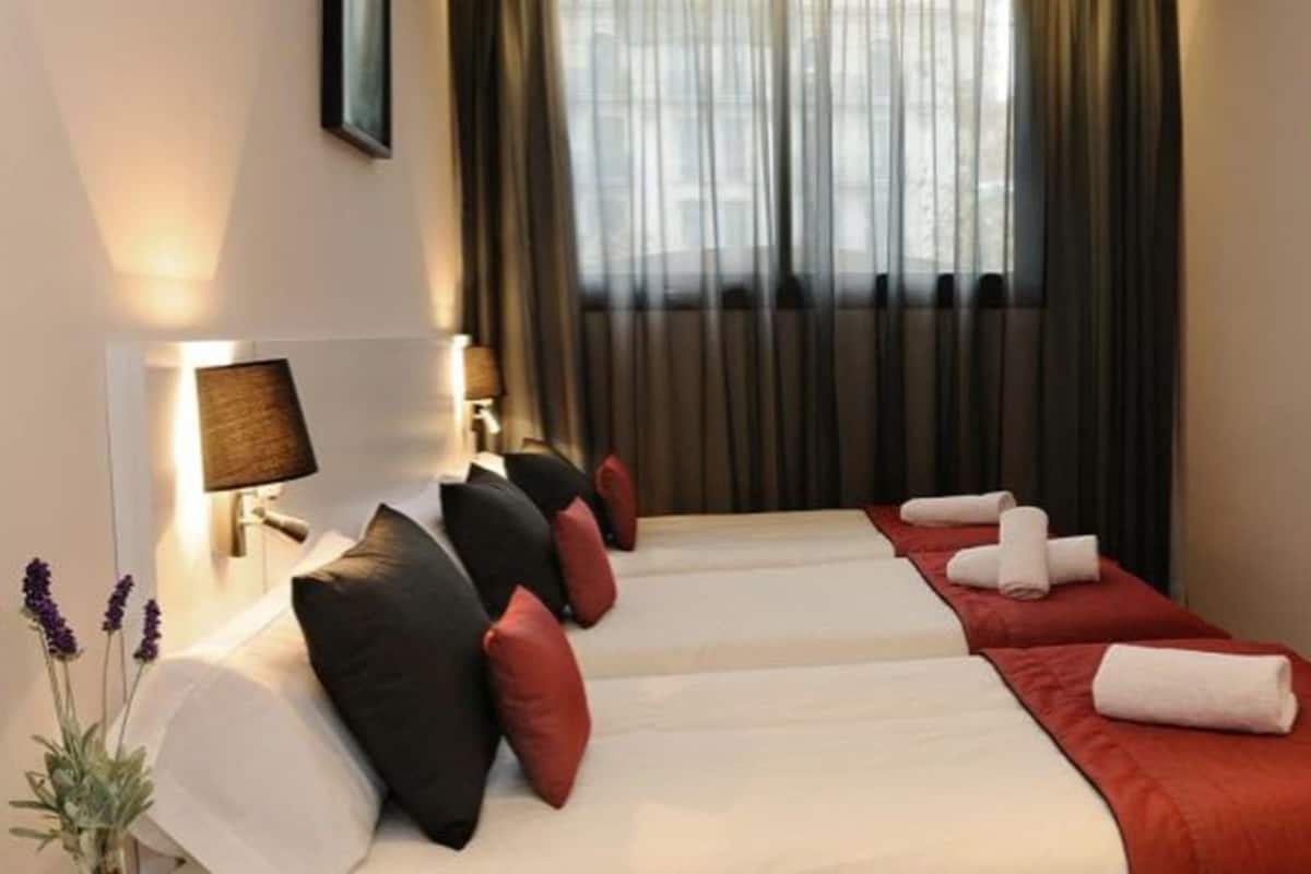 1 bedroom, down duvets, individually decorated, blackout curtains
