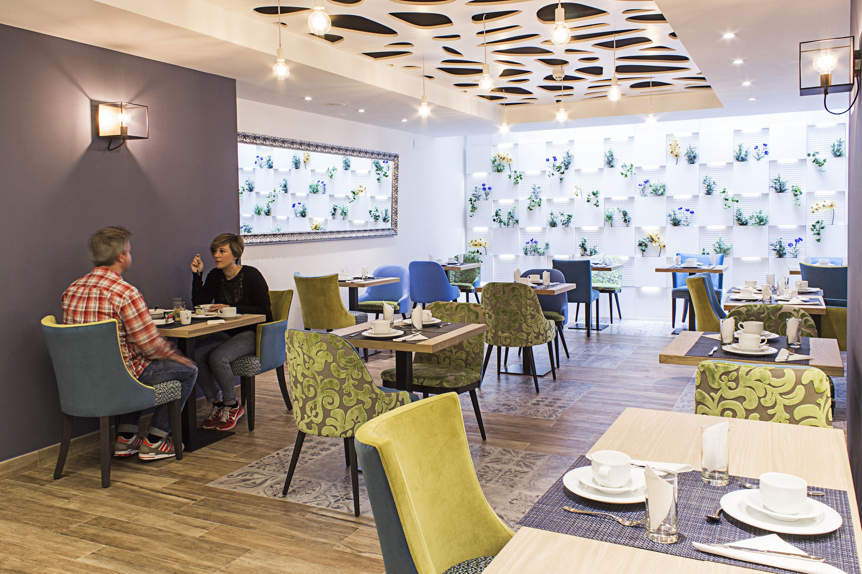 Colazione a buffet, servita tutte le mattine (13.90 EUR a persona) 