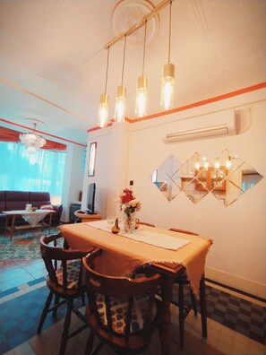 Apartamento para 4 personas | Cocina privada | Frigorífico, placa de cocina y cafetera o tetera
