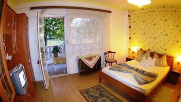 1 bedroom, Frette Italian sheets, hypo-allergenic bedding