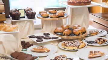 Free buffet breakfast