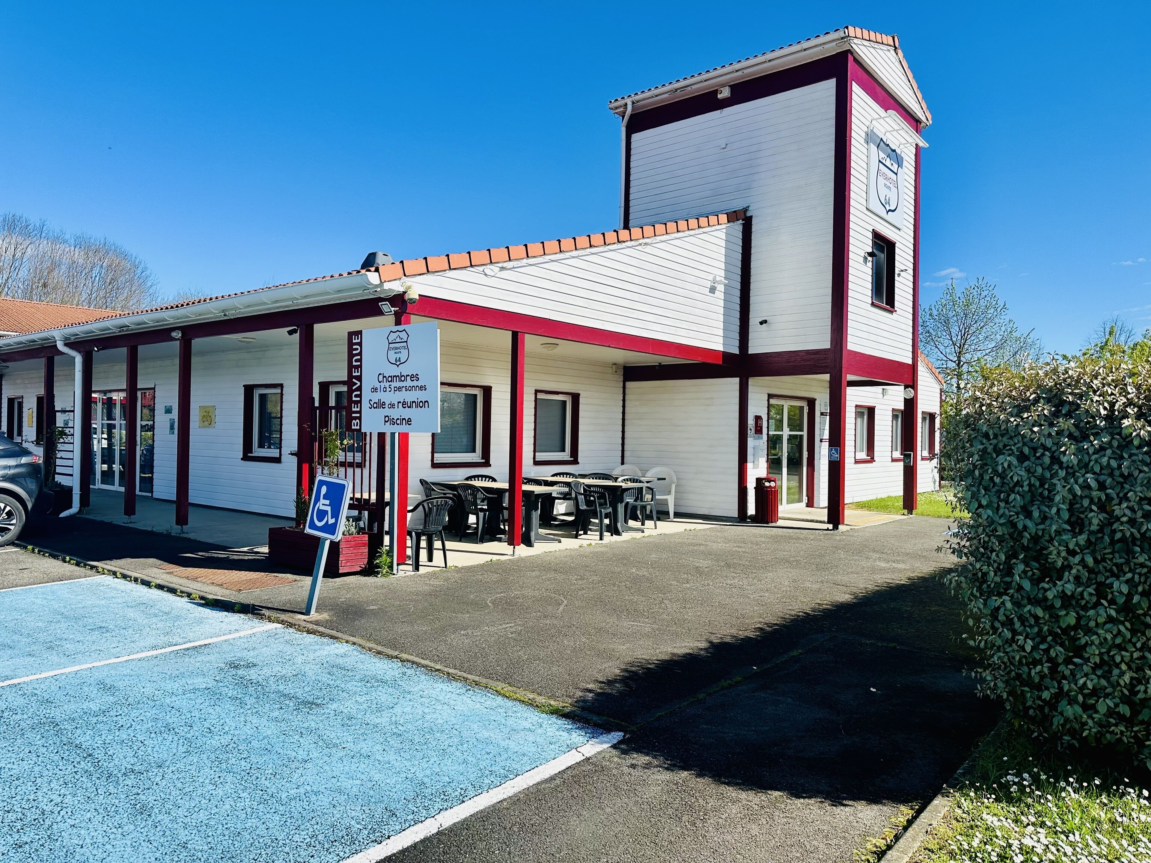 Foto - Ever Route 64 Brit Hotel Tarbes Ibos