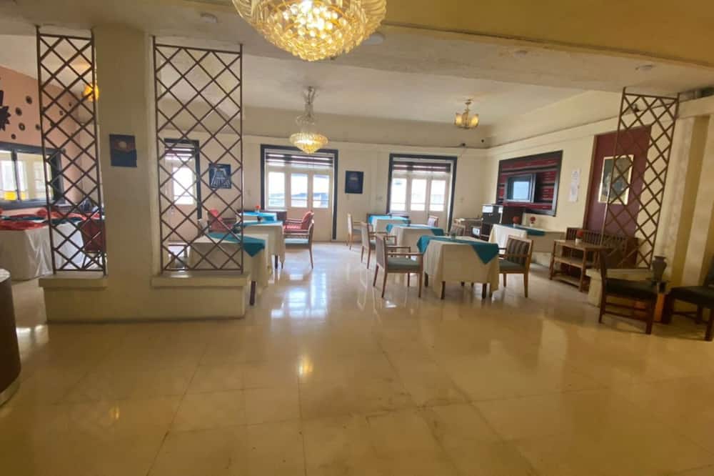 New Park Hotel