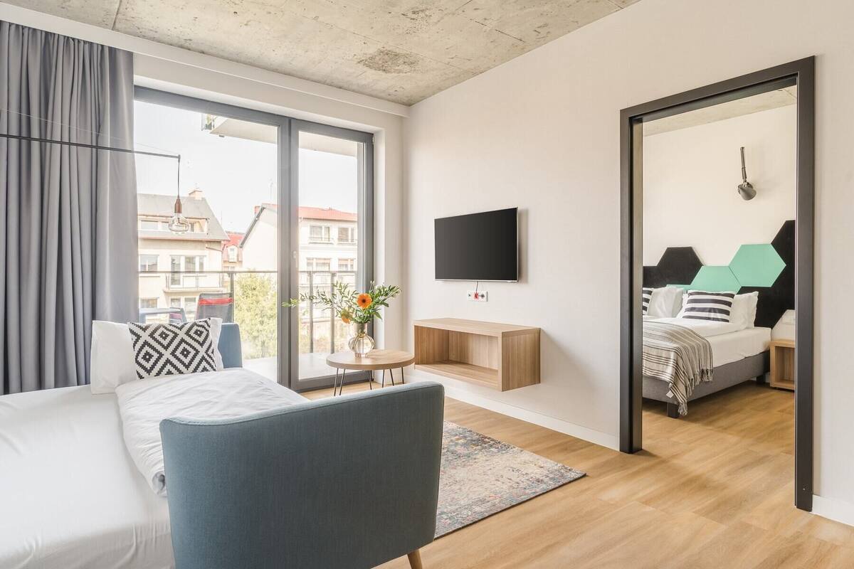 senior apartment | extra beds