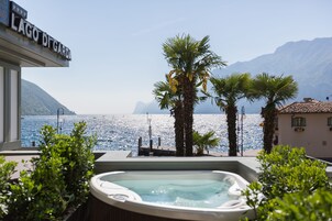 Superior Double Room, Terrace, Lake View (Whirpool) | Terrace/patio