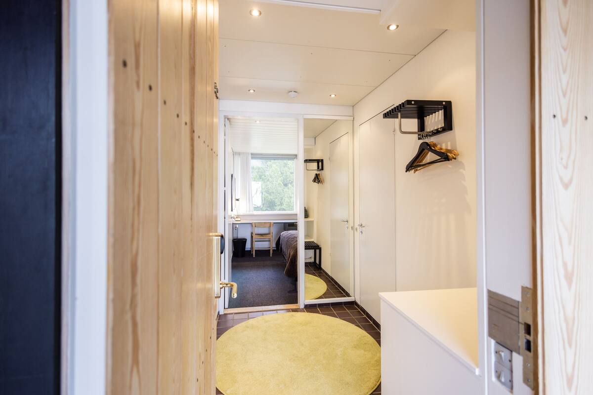 superior double room | 1 bedroom, hypo-allergenic bedding, in-room safe, desk