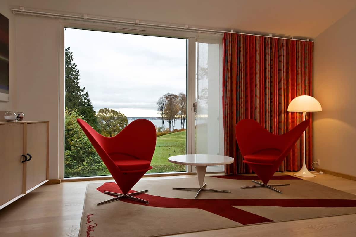 suite | 1 bedroom, hypo-allergenic bedding, in-room safe, desk