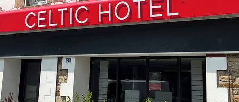 Façade de l’hébergement