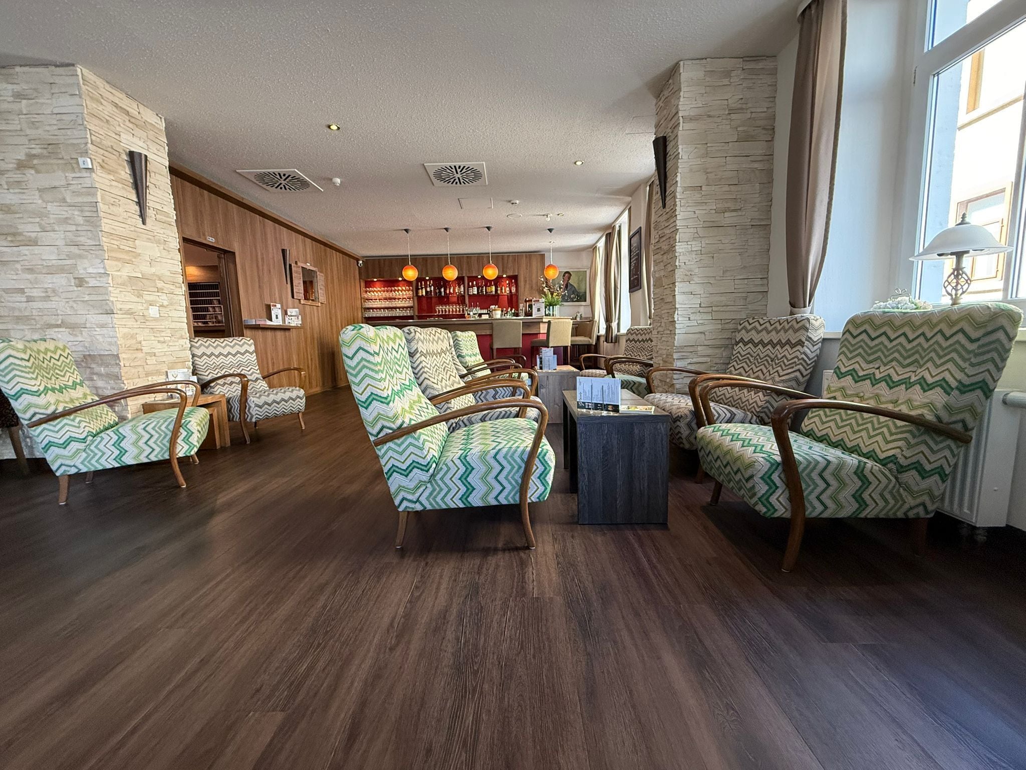 Bar (in der Unterkunft)