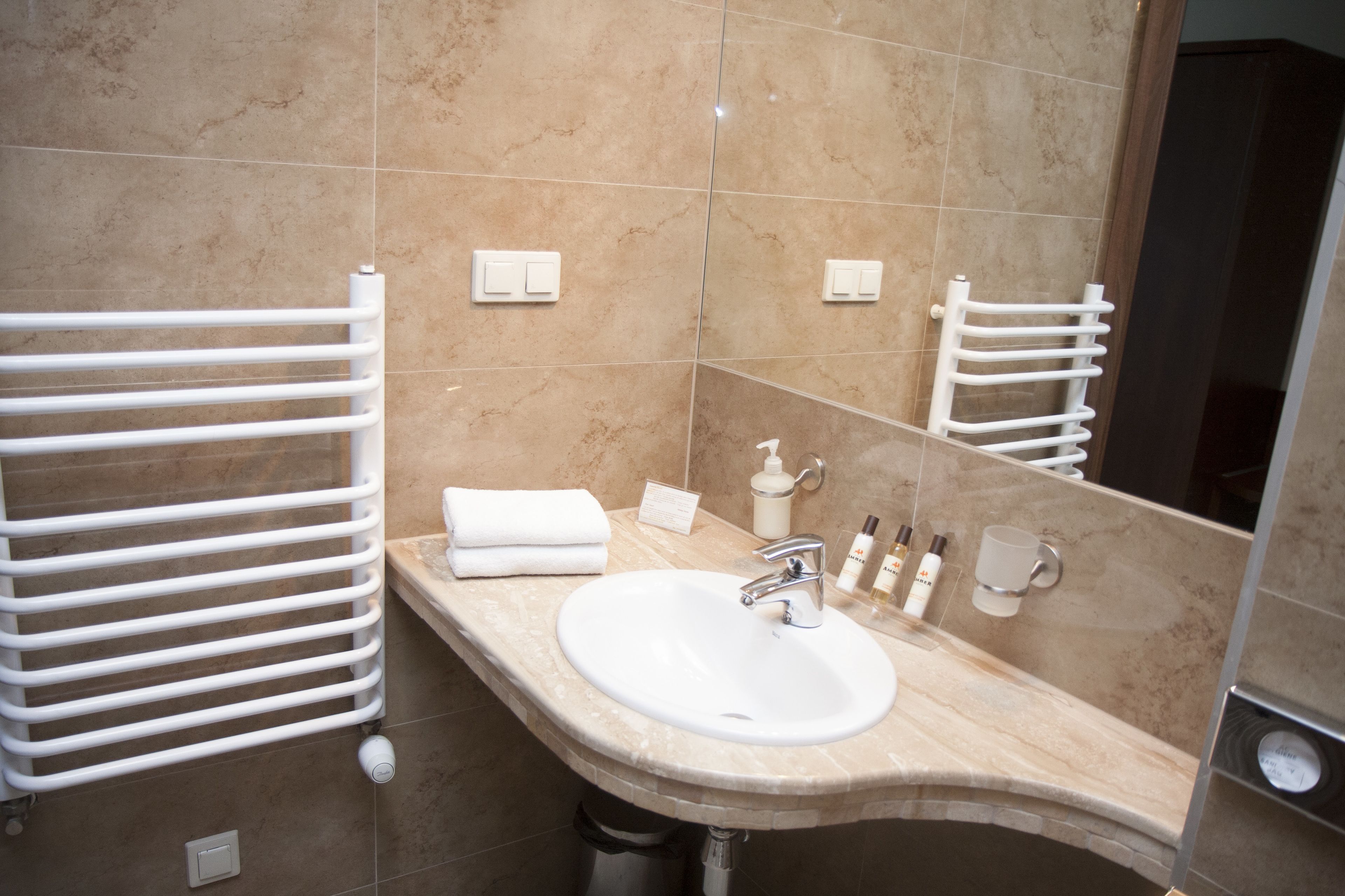 deluxe double or twin room | minibar, in-room safe, desk, iron/ironing board