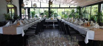 Lunch and dinner served, Polish cuisine