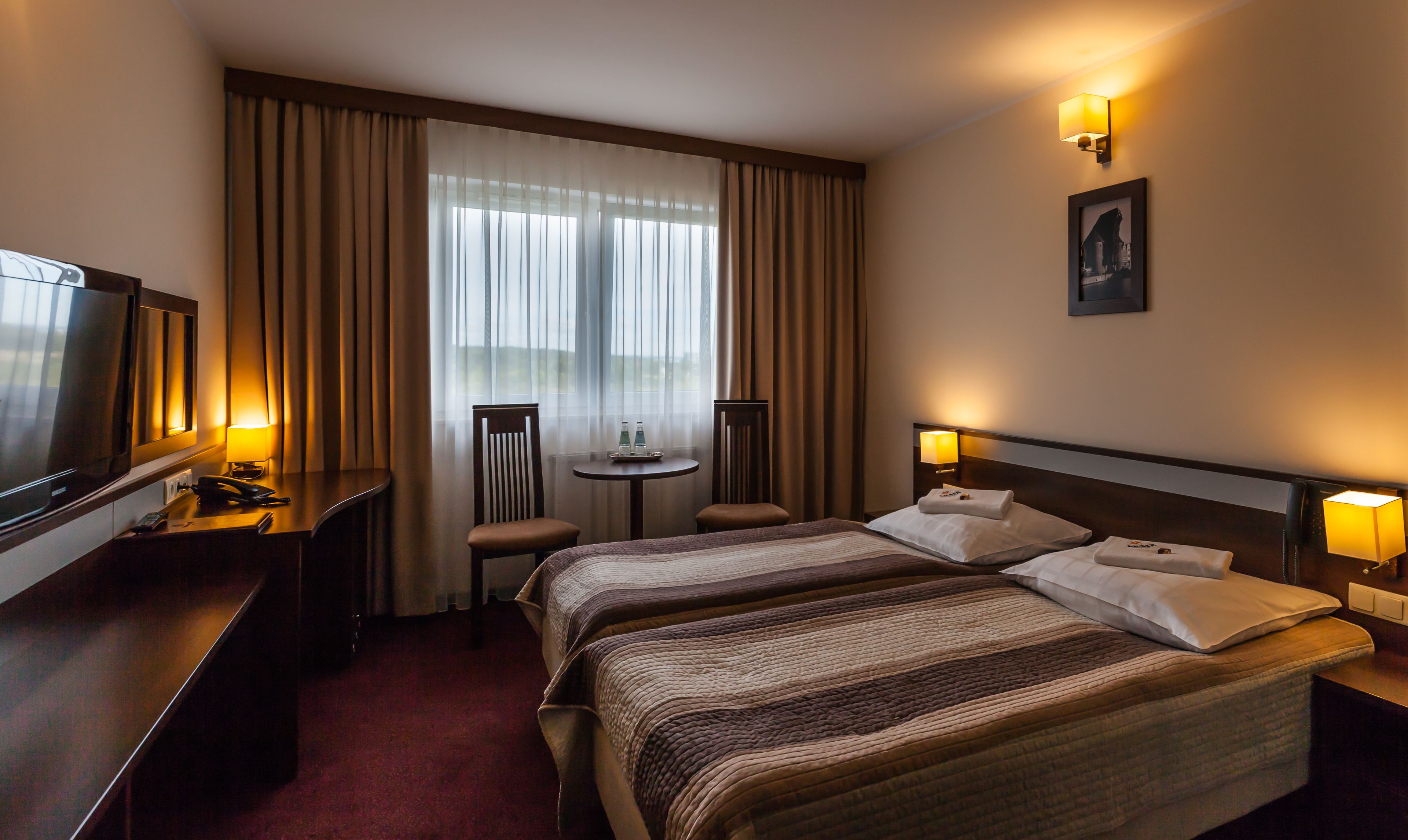 twin room | minibar, in-room safe, desk, iron/ironing board