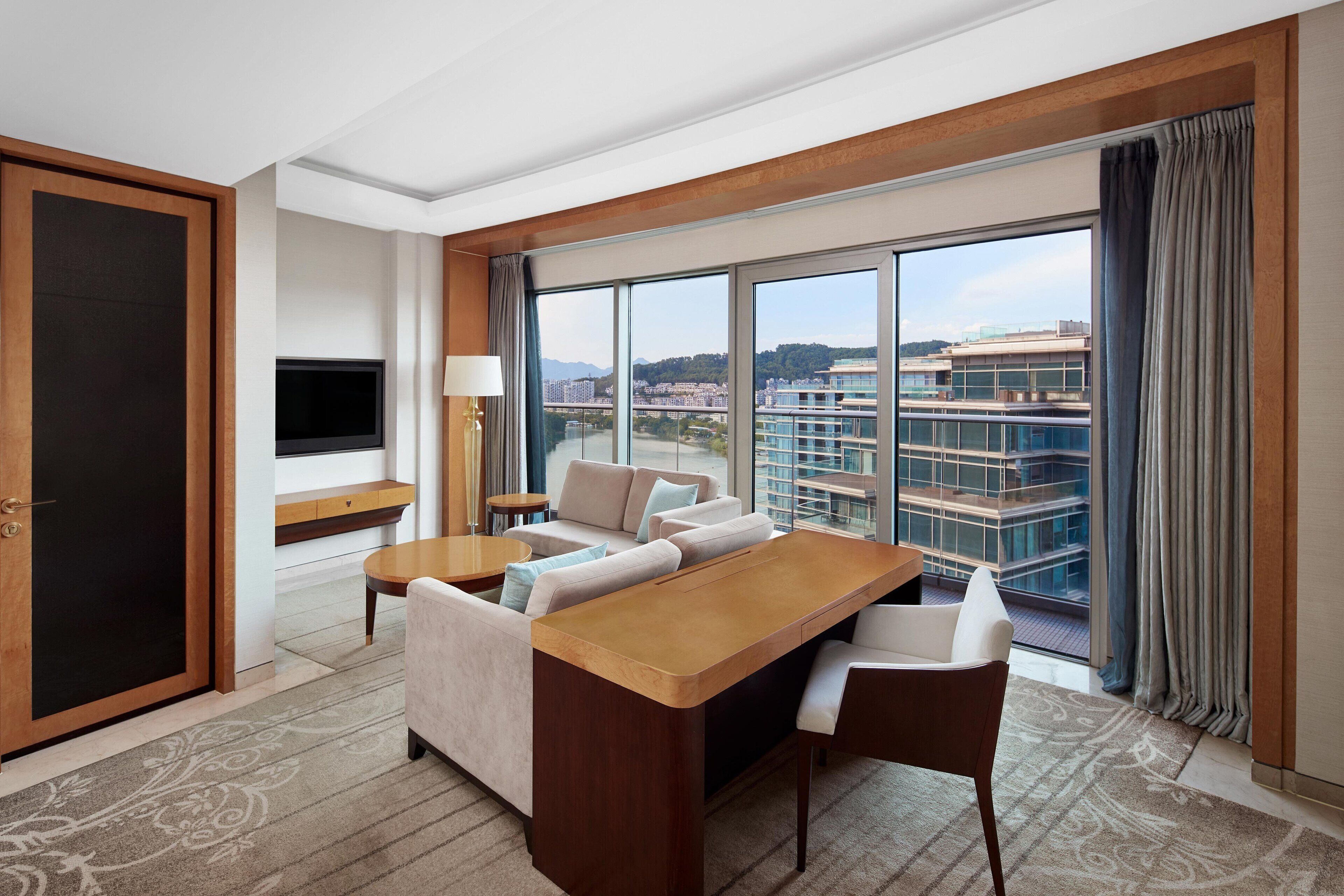 club suite, 1 bedroom, garden view | 1 bedroom, premium bedding, down duvets, minibar