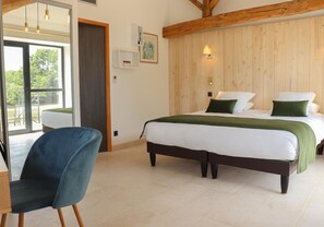 Blackout curtains, iron/ironing board, bed sheets, wheelchair access