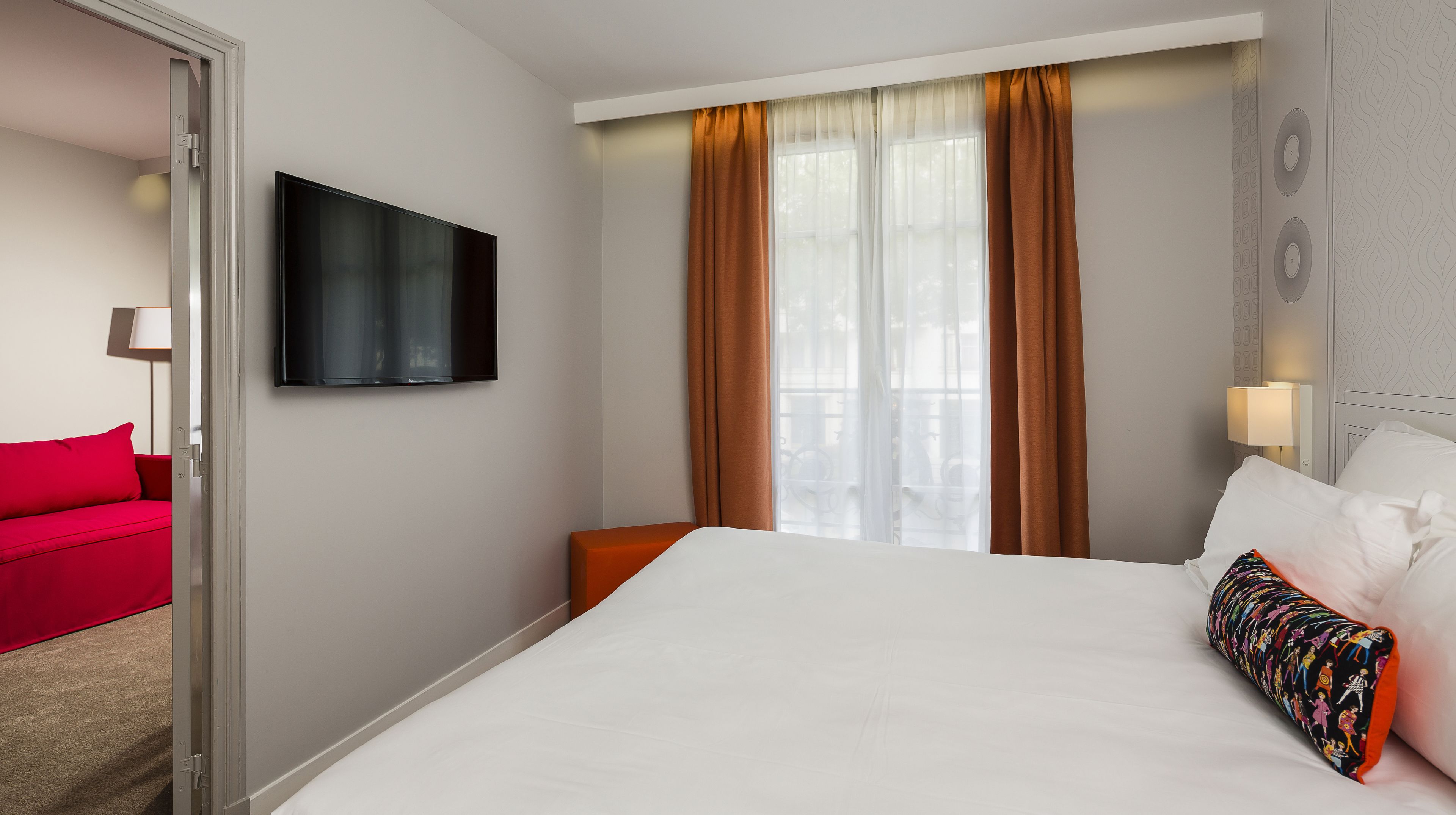 suite (with air conditioning) | premium bedding, memory-foam beds, in-room safe, blackout curtains