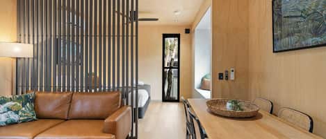 Studio (Unit - Single Bunks)