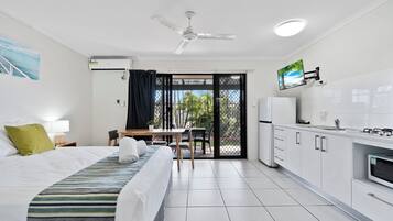 Estudio (Studio Unit) | Wifi y ropa de cama