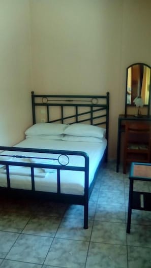 Rollaway beds, free WiFi