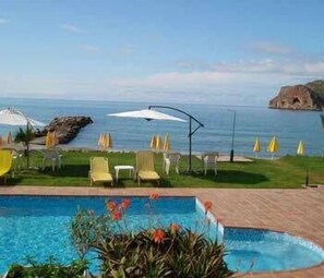 Piscina all'aperto