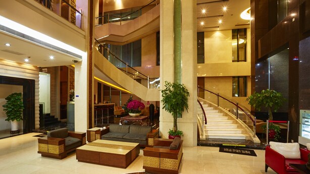 Lobby sitting area - Daysun International Hotel (Guangzhou)