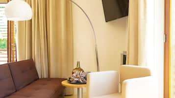 Executive kamer | Woonruimte | Een televisie en vloerverwarming