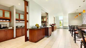 Desayuno buffet incluido todos los días