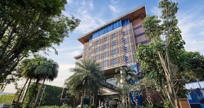 The Royal Surakarta Heritage - Handwritten Collection