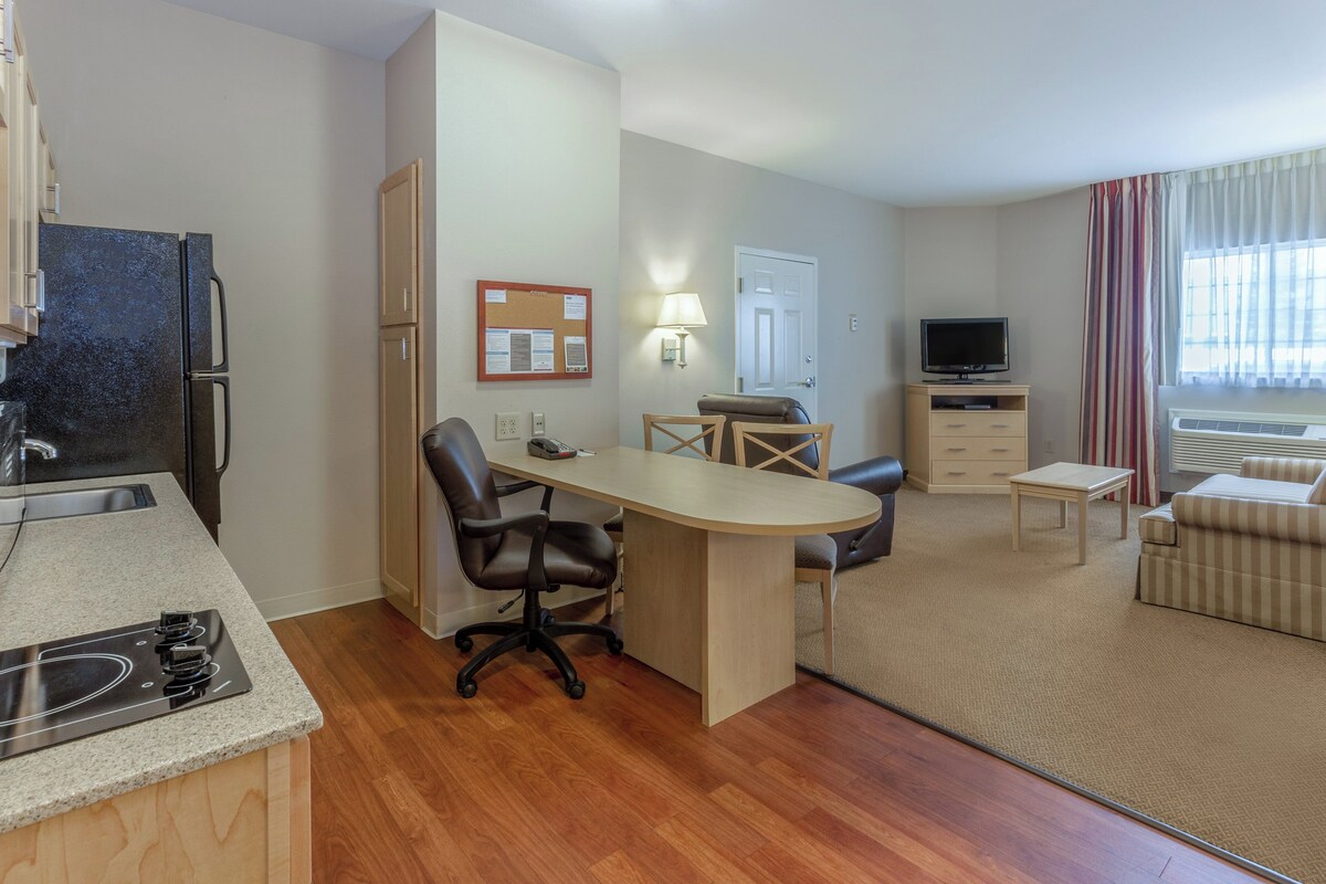 Literie de qualité supérieure, coffres-forts dans les chambres, bureau
