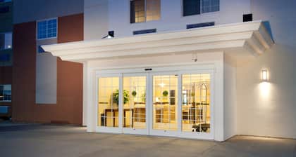 Candlewood Suites Minot by IHG