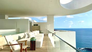 Salas de tratamiento para parejas, tina de hidromasaje y baño de vapor