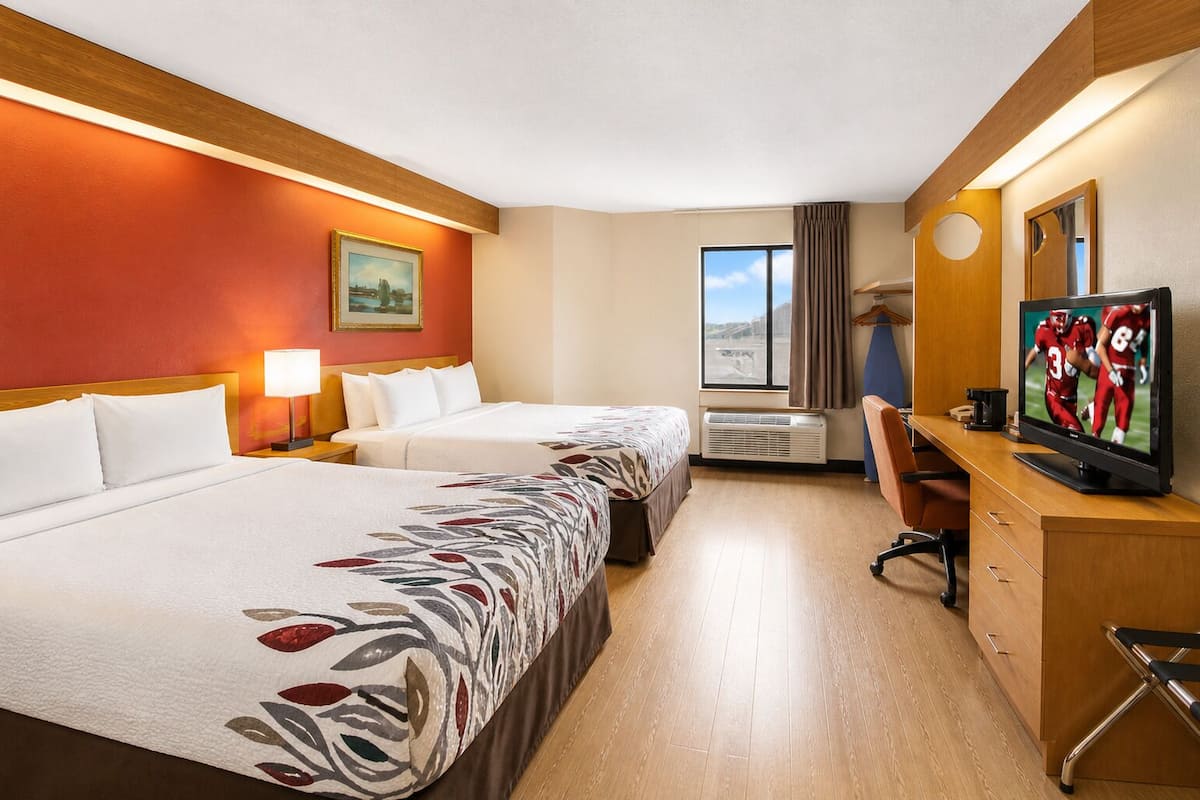Desk, blackout drapes, free cribs/infant beds, free WiFi