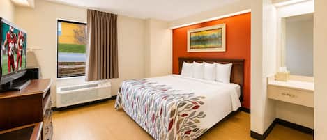 Superior Room, 1 King Bed, Non Smoking | Desk, blackout drapes, free cribs/infant beds, free WiFi