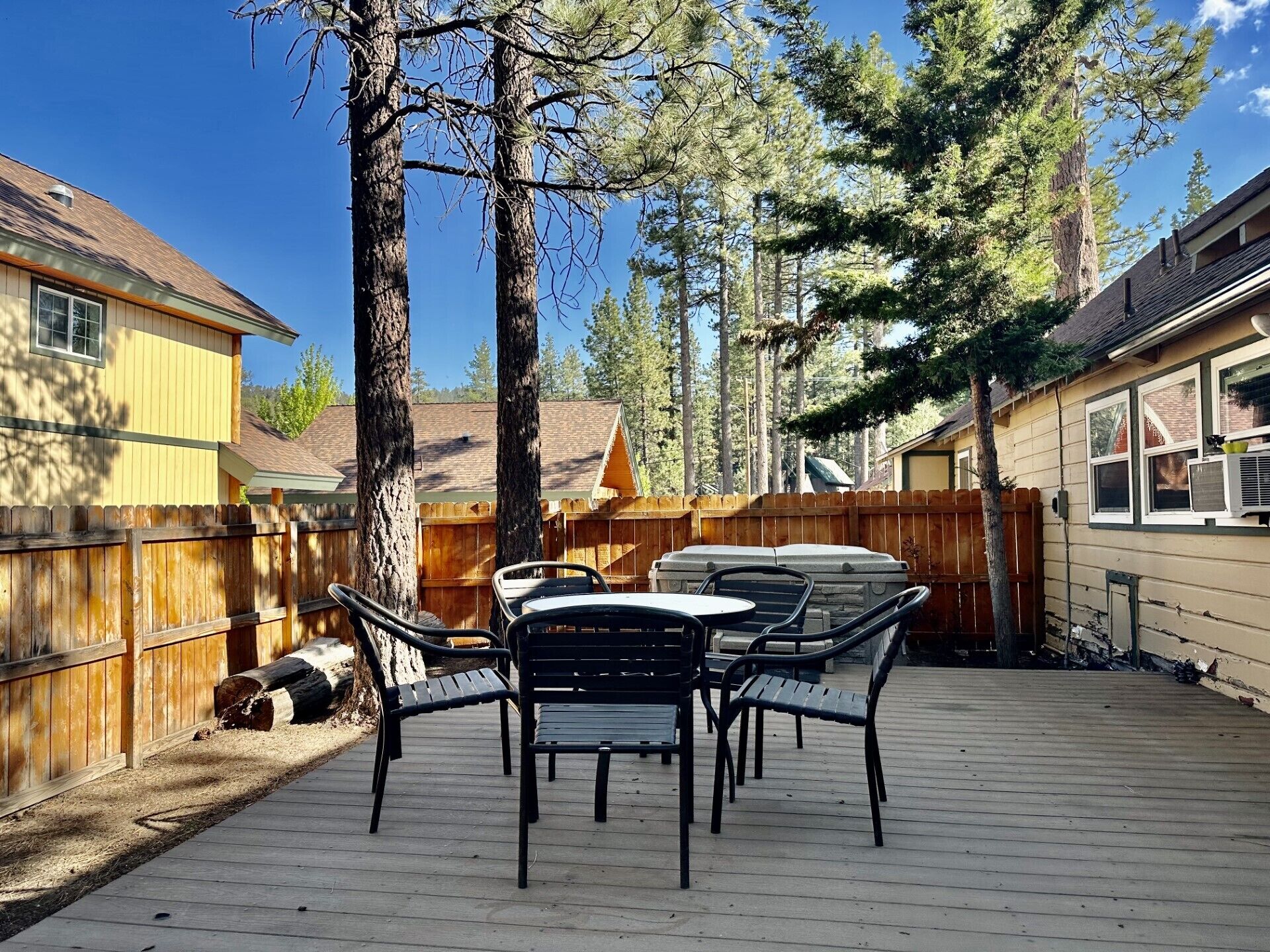 Luxury Cabin, Private Bathroom, Mountain View (024 1B 2Q Outdoor Spa) | Terrace/patio