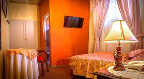 Single Room | Free WiFi