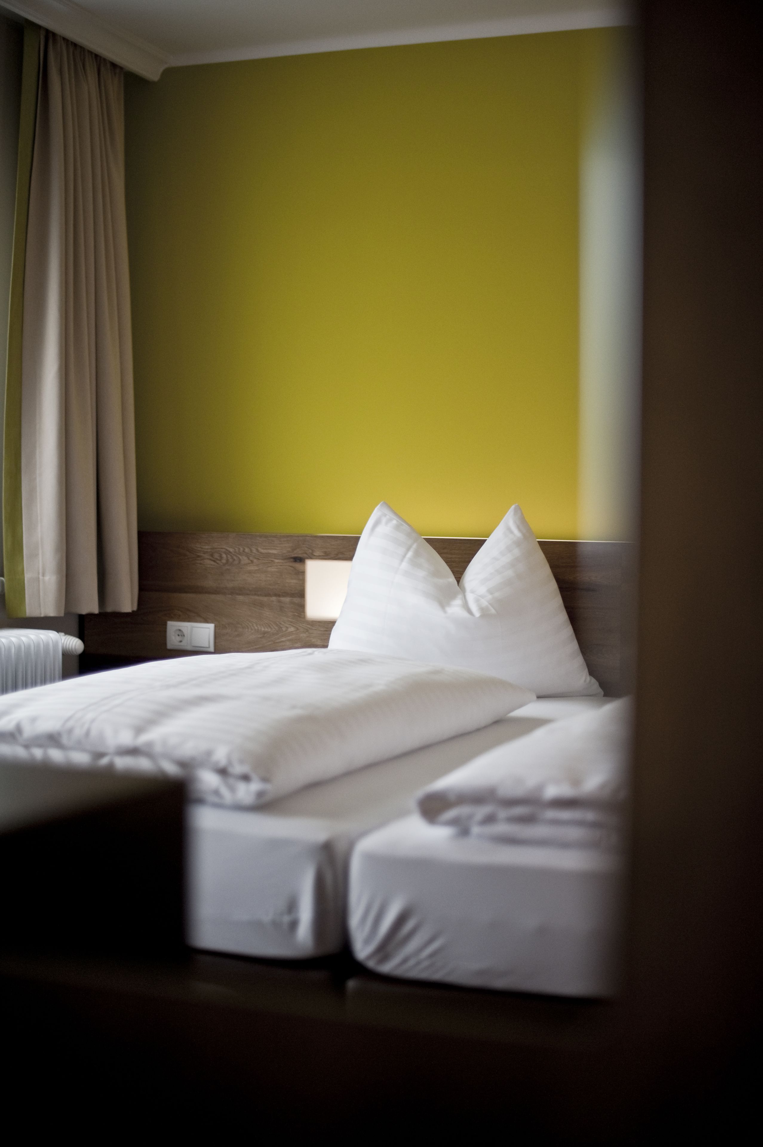 basic double room | 1 bedroom, select comfort beds, in-room safe, desk