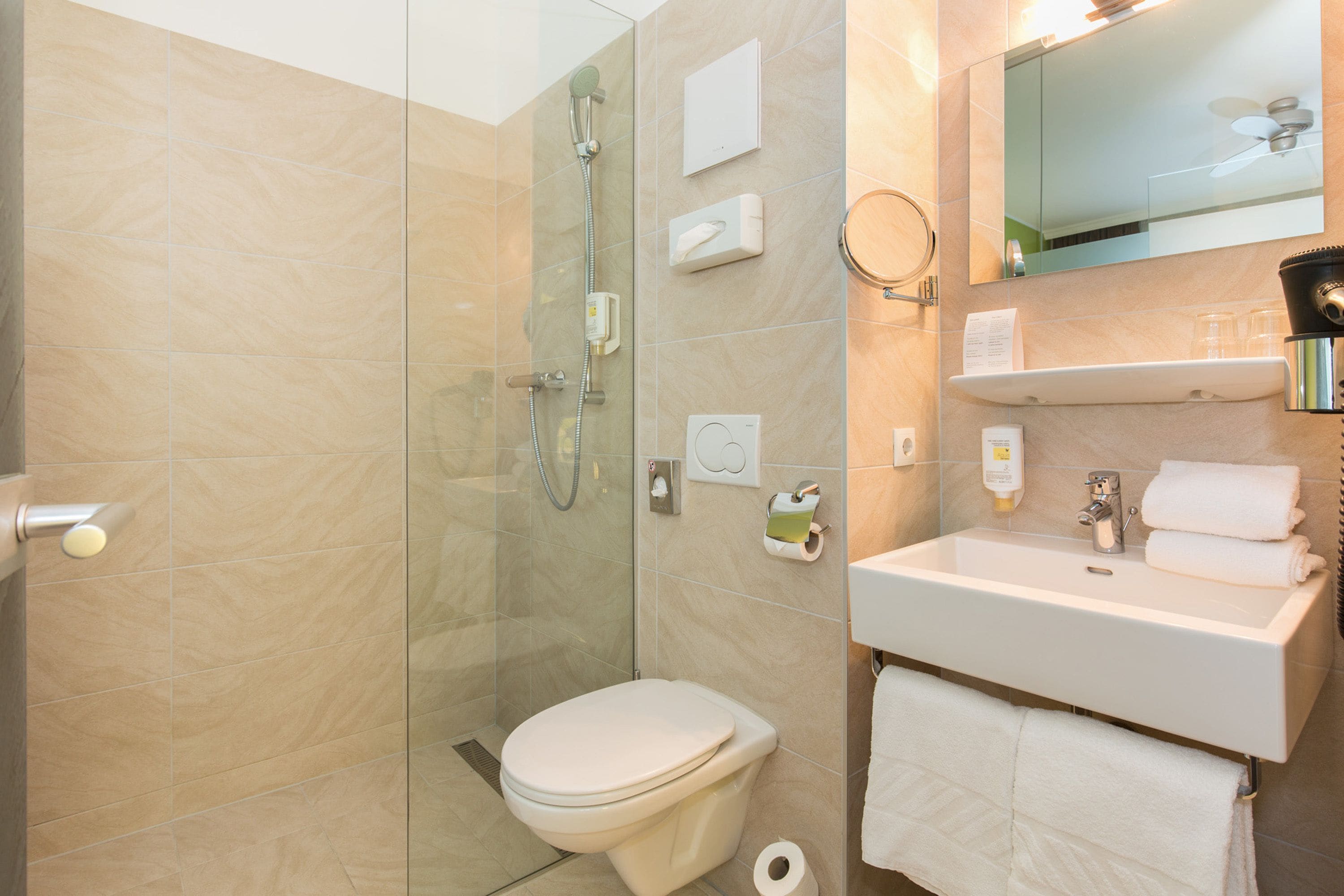 Photo - Basic Hotel Innsbruck