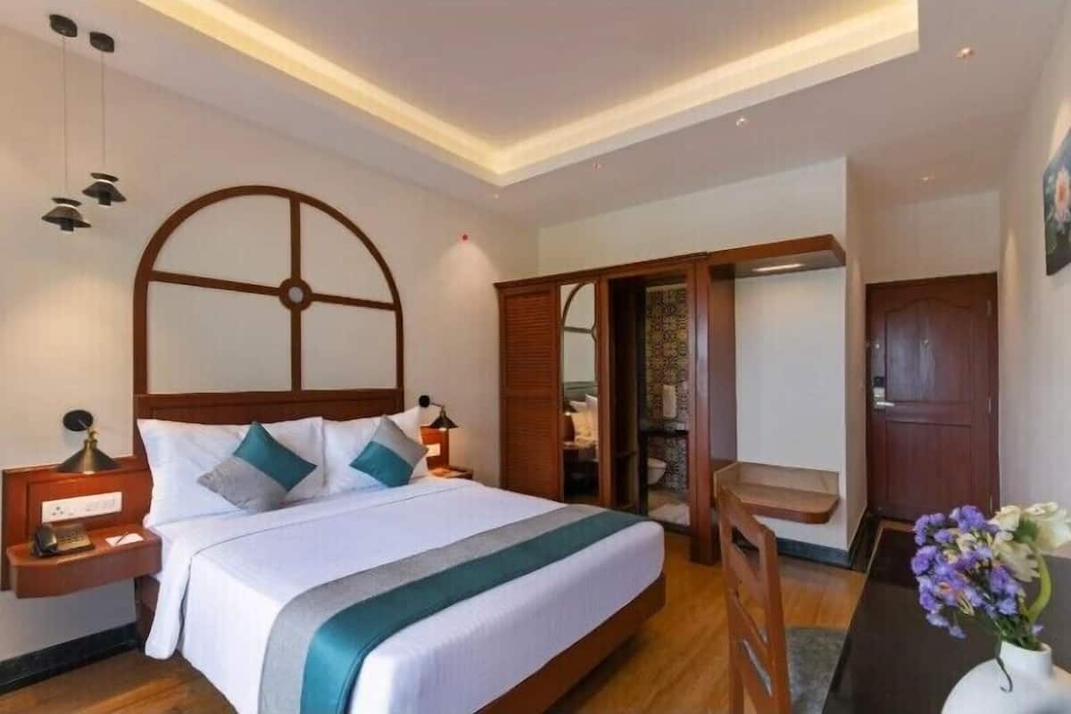 Garden View Deluxe Room with Balcony