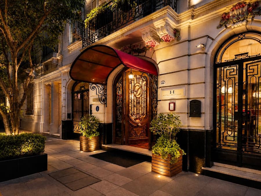 Façade de l’hébergement - soirée/nuit