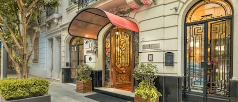 Façade de lâhĂ©bergement