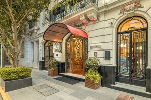 Façade de l’hébergement