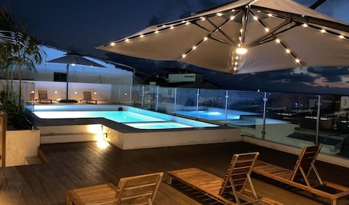 Hotel Portonovo Plaza Malecón