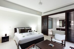 Matalassos amb encoixinament addicional i caixa forta a l'habitació 