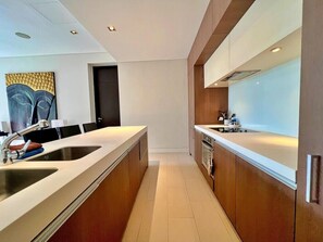 Full-size fridge, coffee/tea maker - Baan Yamu Residences (Pa Klok)