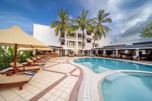 Outdoor pool - PrideInn Hotel Diani (Diani Beach)