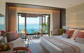 Free minibar, in-room safe, desk, soundproofing