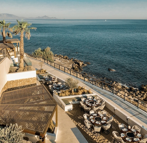 Mitsis Summer Palace