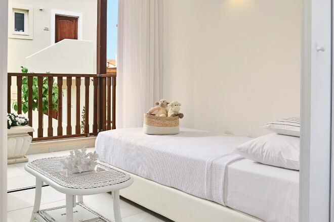 Premium bedding, minibar, in-room safe, blackout curtains
