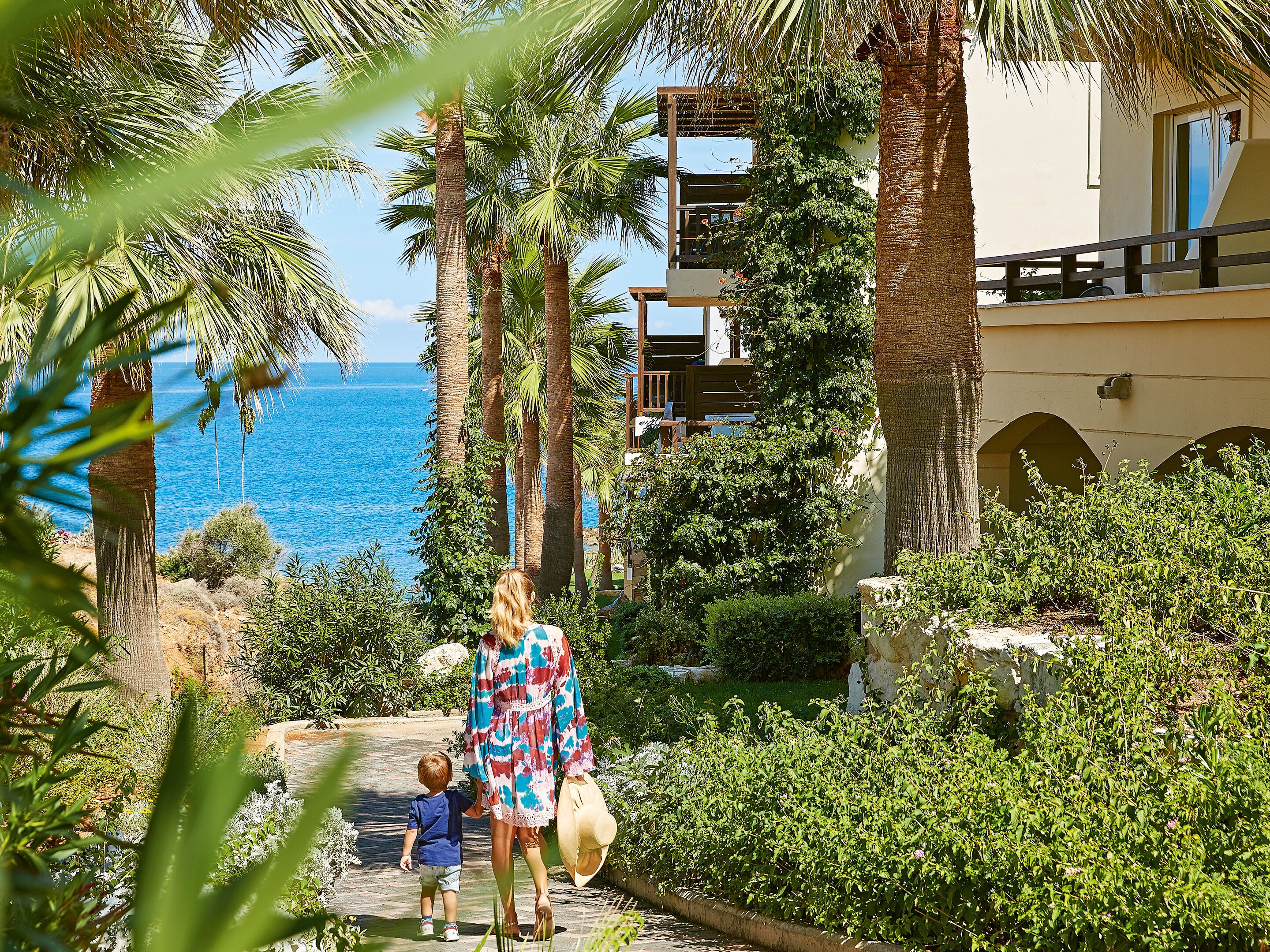 Casa Marina Family Suite, Pool \ Garden View | Premium bedding, minibar, in-room safe, blackout curtains